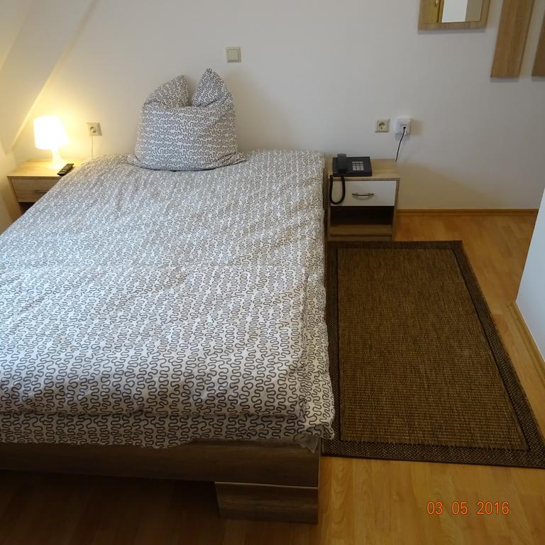 Hotel Einstein Bad Krozingen Extérieur photo