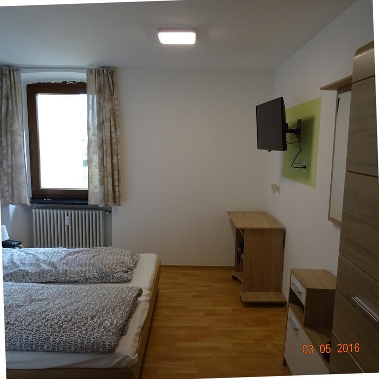 Hotel Einstein Bad Krozingen Extérieur photo